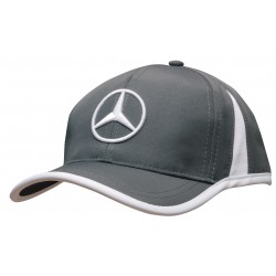 Cap with 3D embroidery
